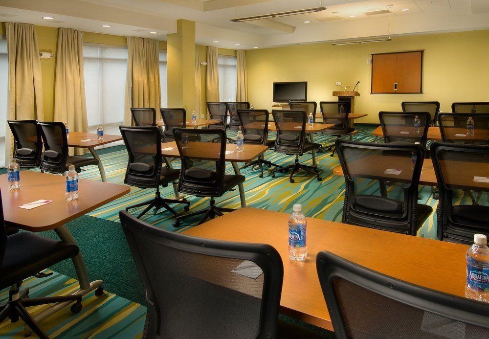 Springhill Suites Potomac Mills Γούντμπριτζ Εξωτερικό φωτογραφία