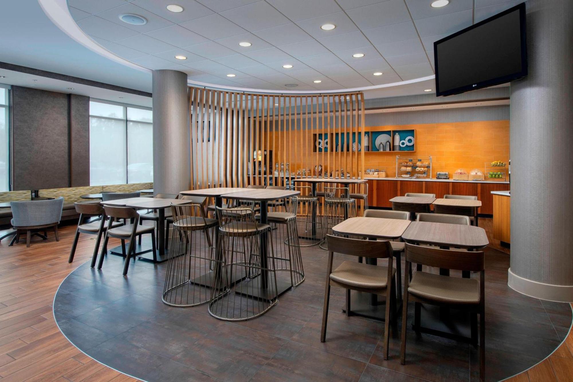 Springhill Suites Potomac Mills Γούντμπριτζ Εξωτερικό φωτογραφία