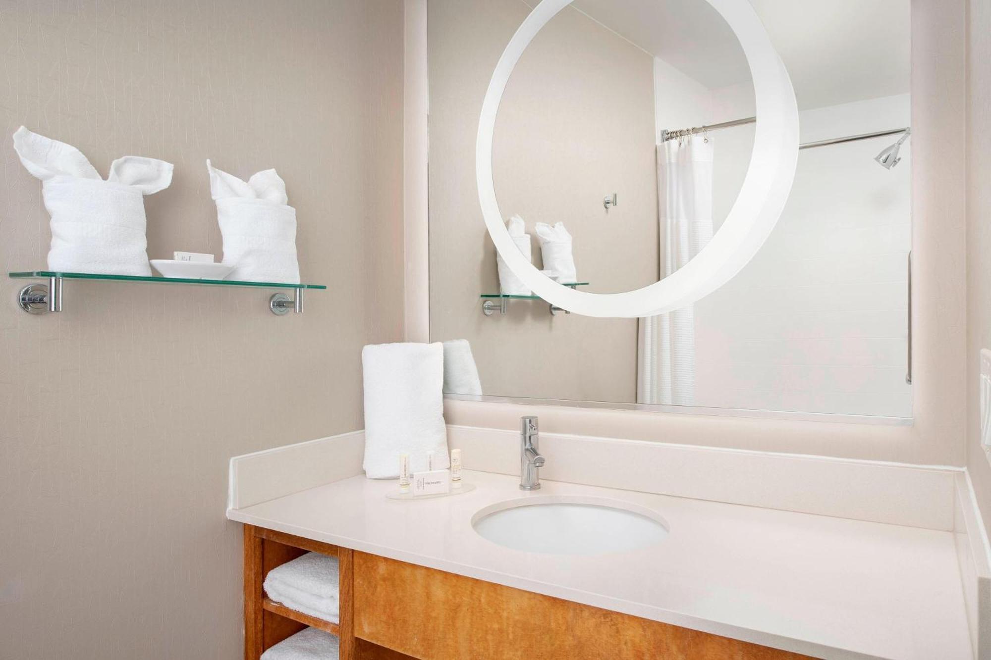 Springhill Suites Potomac Mills Γούντμπριτζ Εξωτερικό φωτογραφία
