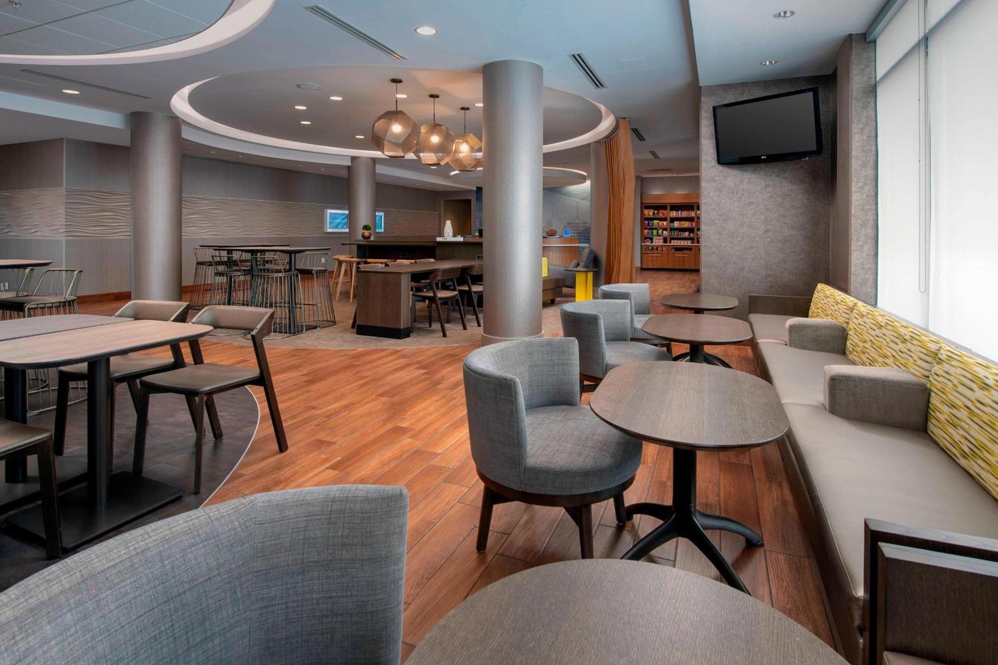 Springhill Suites Potomac Mills Γούντμπριτζ Εξωτερικό φωτογραφία