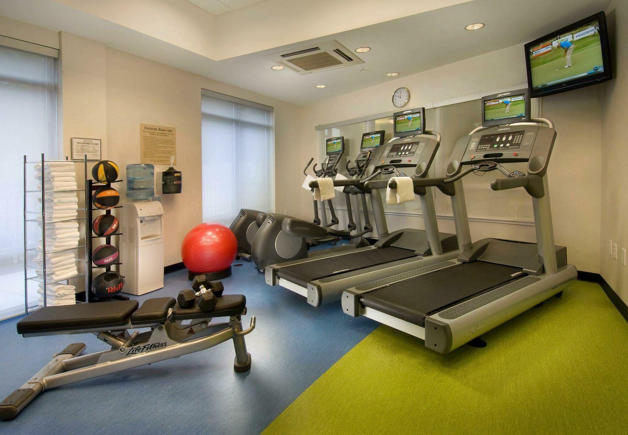 Springhill Suites Potomac Mills Γούντμπριτζ Εξωτερικό φωτογραφία